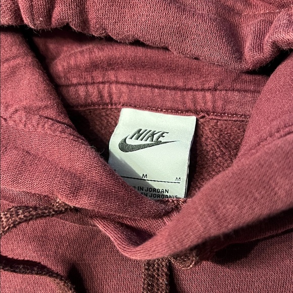 Nike hoodie sweatshirt. Mens unisex medium. Maroon. EUC - Picture 4 of 7